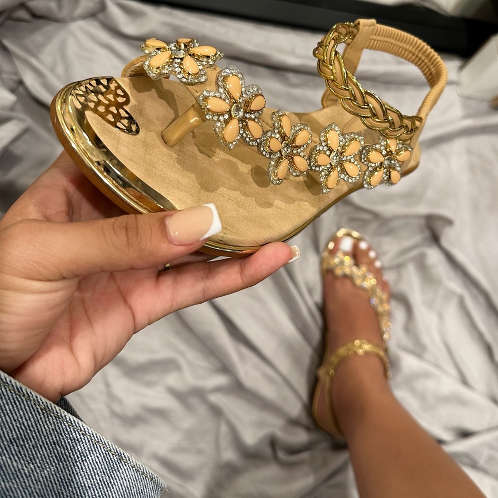 TAN & GOLD DIAMOND SANDALS